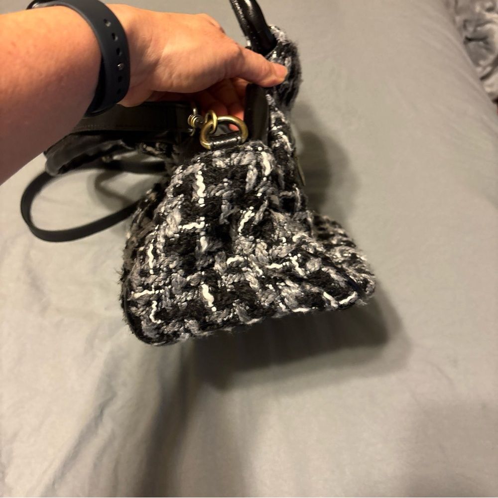 Patricia Nash Linley Black and White Tweed Shoulder Bag with op handles - Picture 3 of 9